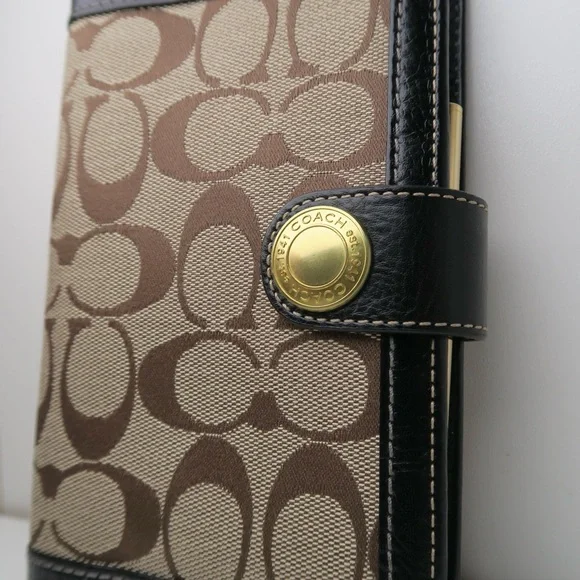 Coach Agenda Planner Address Book - Picture 4 of 9